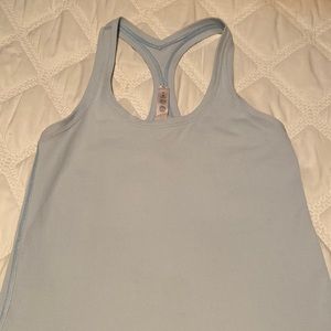 Lululemon tank in good condition